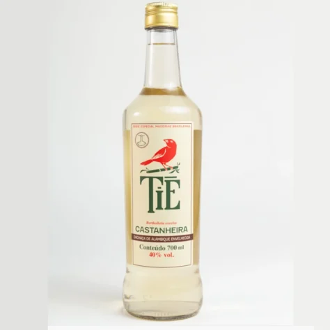 Cachaça Tiê Castanheira